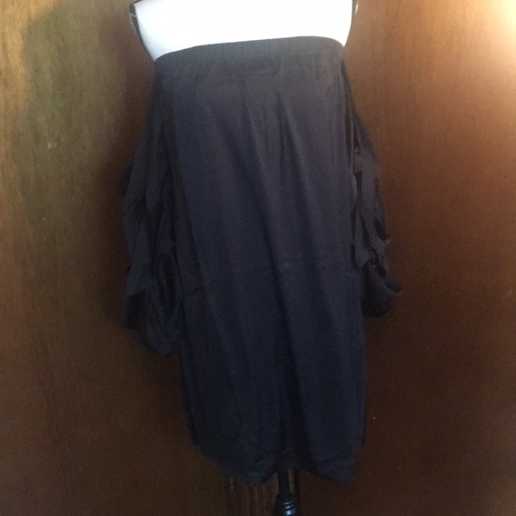 Black dress - Picture 2 of 4